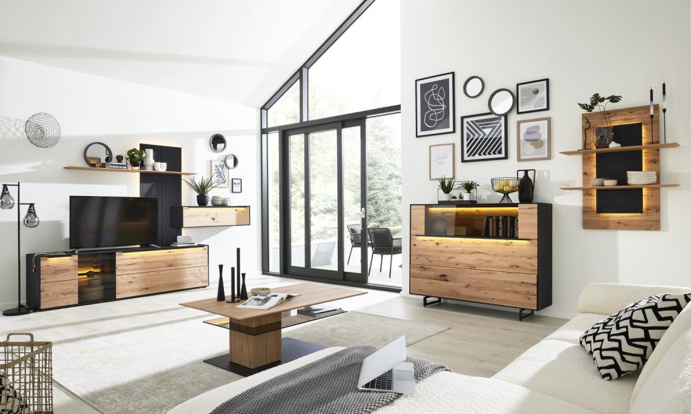 Wohnzimmer-Set im Massivholz - jetzt beim Interliving Möbelhaus Waldshut entdecken